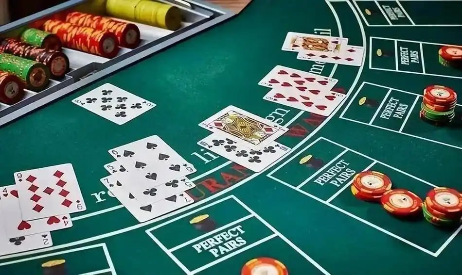 Classic Slots သုံးကြိုး Reels ဂိမ်း